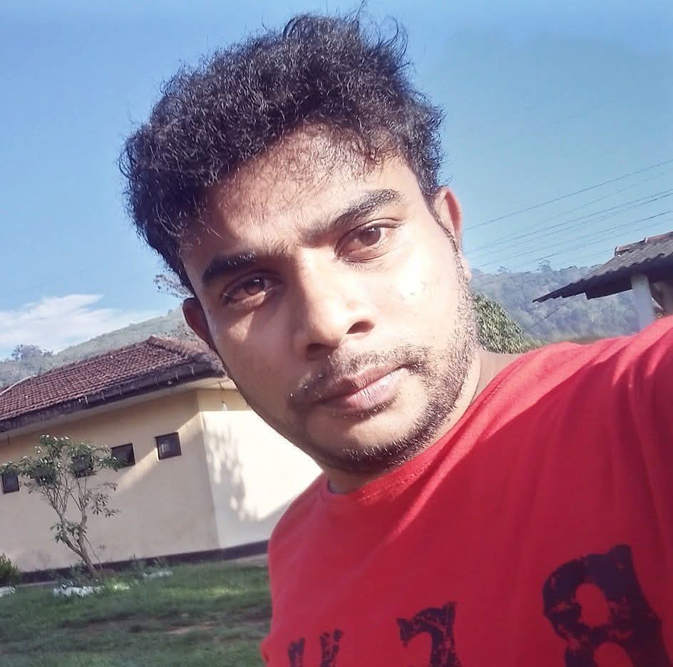Profile photo of තාරක
