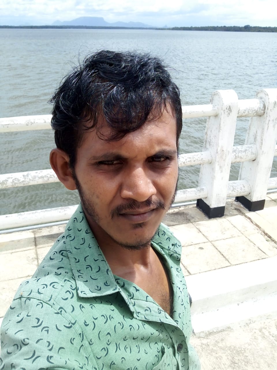 Profile photo of tharindu nishan
