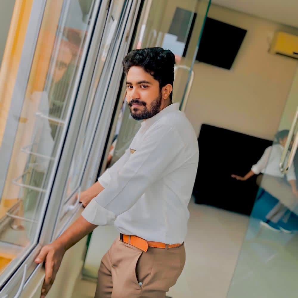 Profile photo of theekshana
